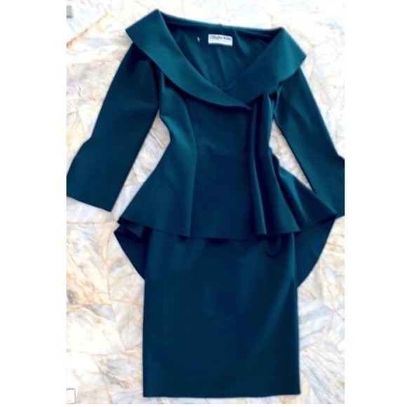 Sz 40 CHIARA BONI Green Knee-Length Ruffle Peplum Dress...